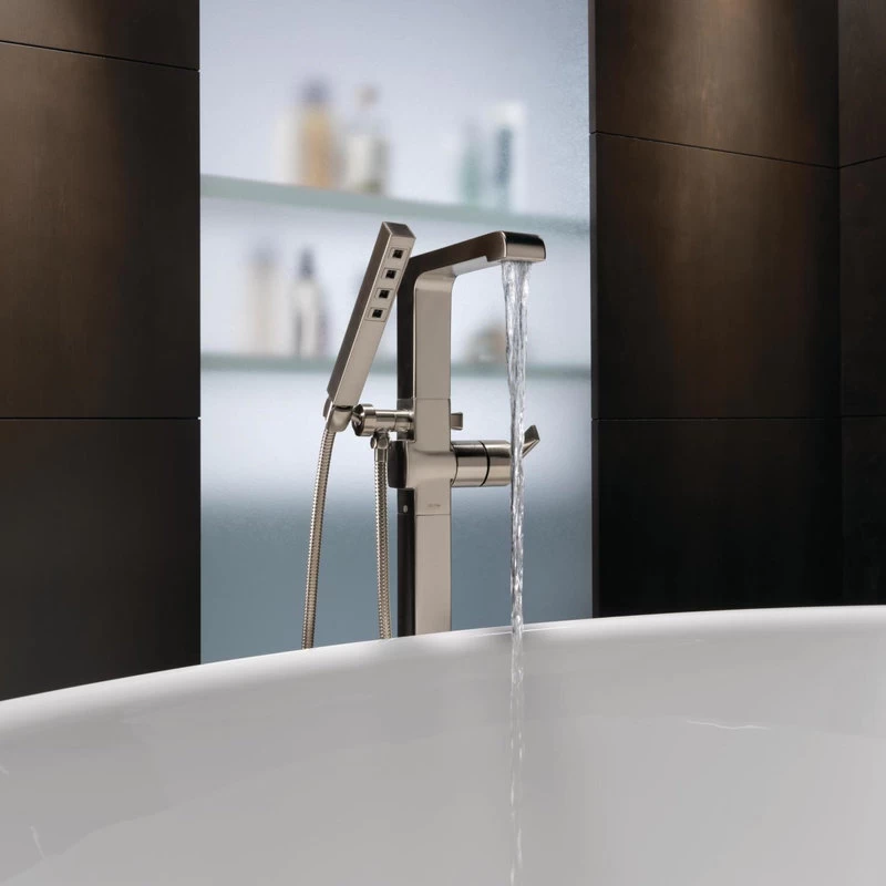 Delta T4767-FL Ara Floor Mounted Tub Filler - Matte Black 3 Delta T4767-FL Ara Floor Mounted Tub Filler - Matte Black - Image 3